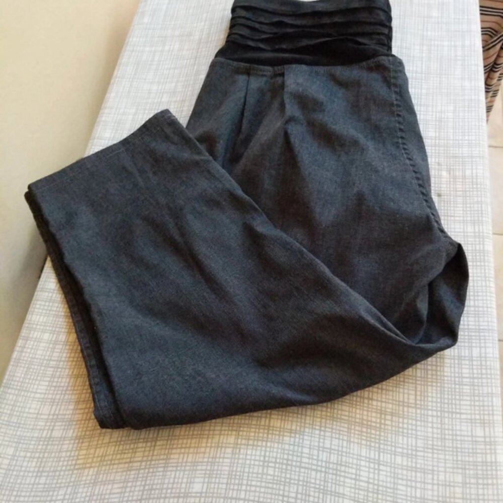 pant size xs length 27 waist elastic waist inseam 17